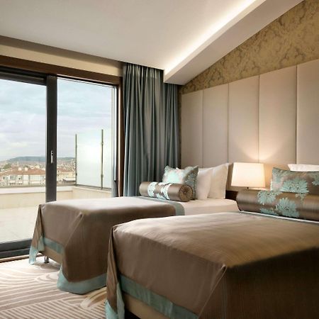 Ramada By Wyndham Yalova Hotel Exterior photo