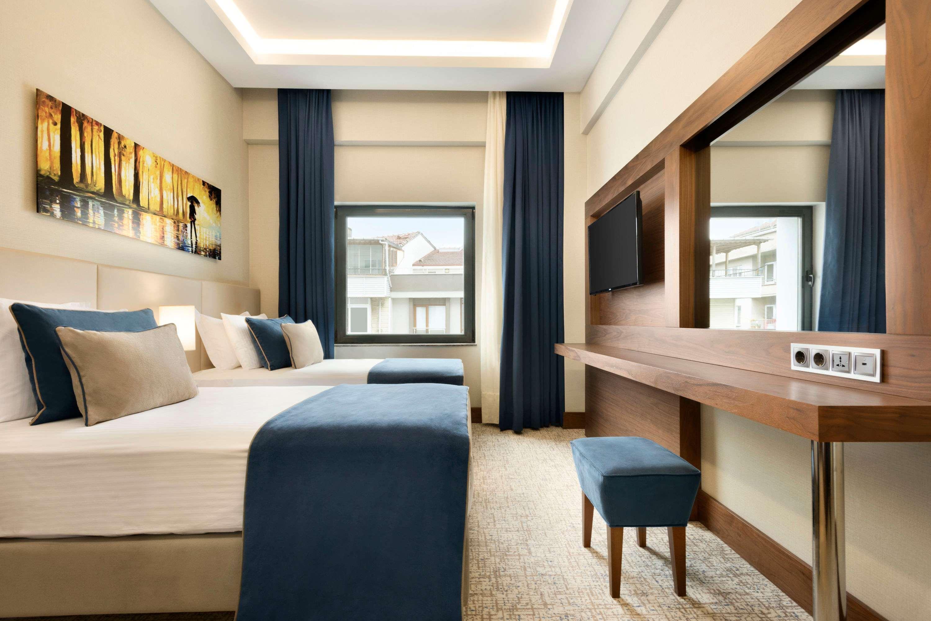 Ramada By Wyndham Yalova Hotel Exterior photo