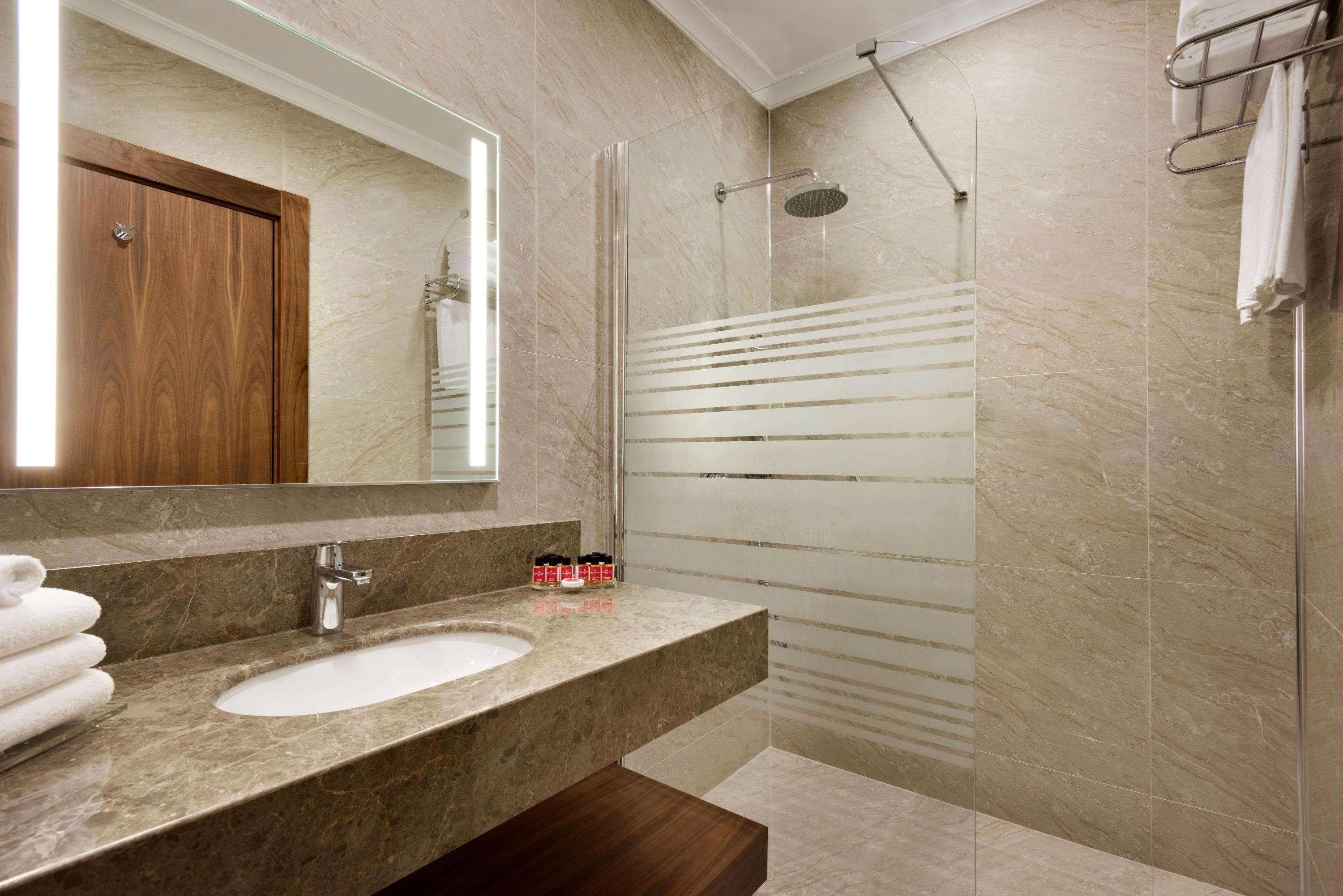 Ramada By Wyndham Yalova Hotel Exterior photo