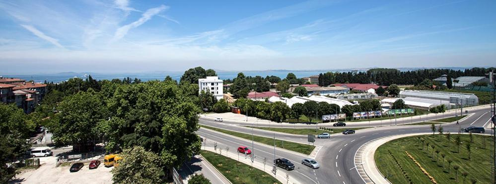 Ramada By Wyndham Yalova Hotel Exterior photo