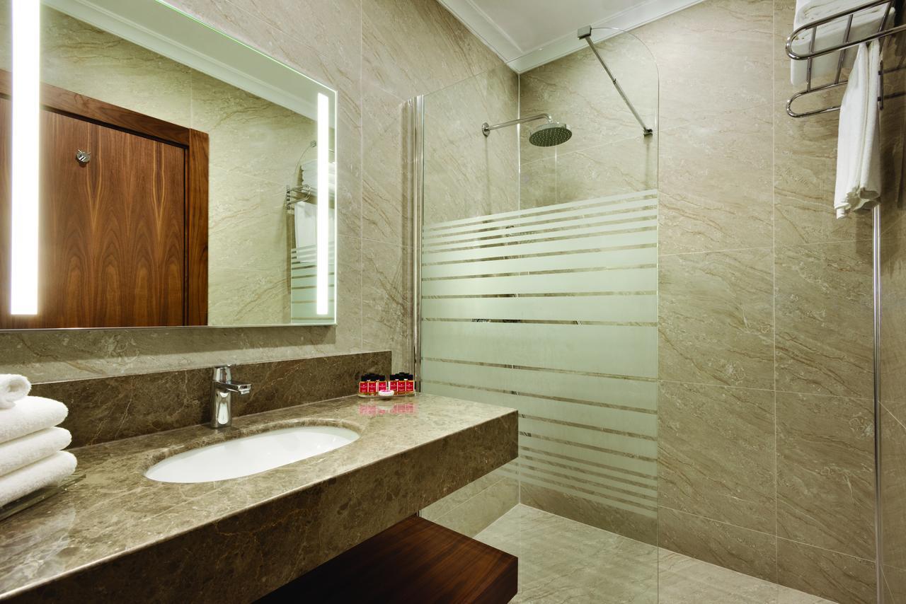 Ramada By Wyndham Yalova Hotel Exterior photo